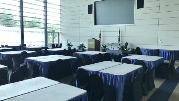Exhibition-Hall-Tables